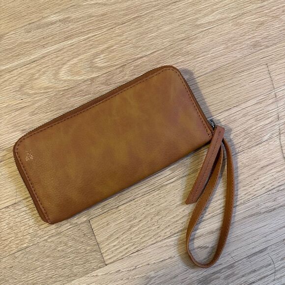 NWT Tan Leather Free People Wrist Wallet - Picture 2 of 6